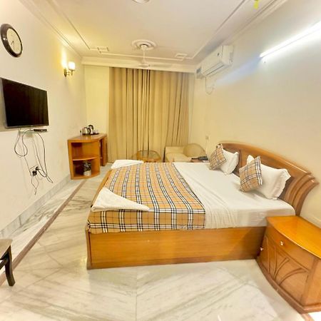 Hotel Pablas International, New Delhi, Near Metro Ngoại thất bức ảnh