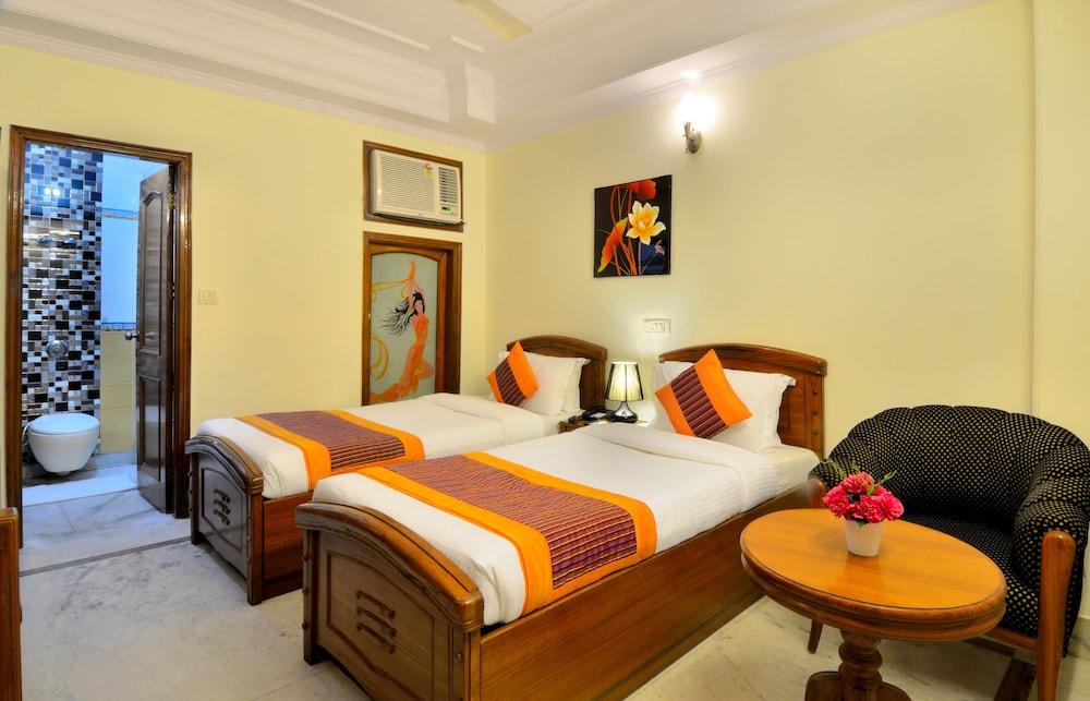 Hotel Pablas International, New Delhi, Near Metro Ngoại thất bức ảnh