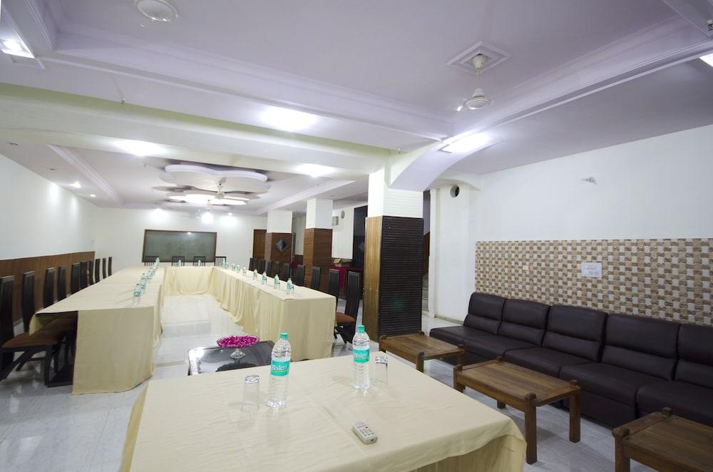 Hotel Pablas International, New Delhi, Near Metro Ngoại thất bức ảnh