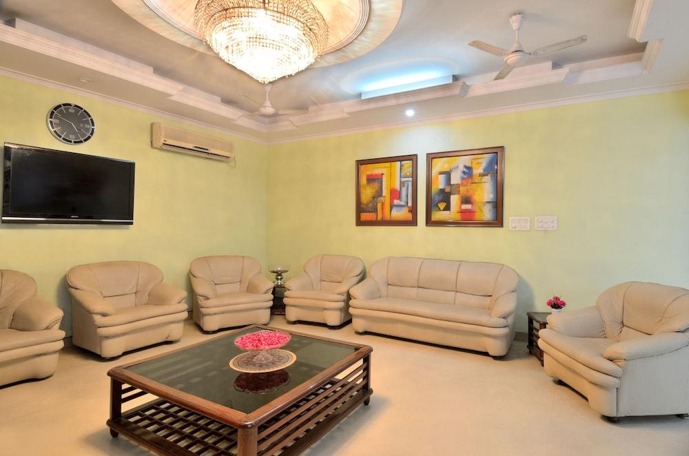 Hotel Pablas International, New Delhi, Near Metro Ngoại thất bức ảnh