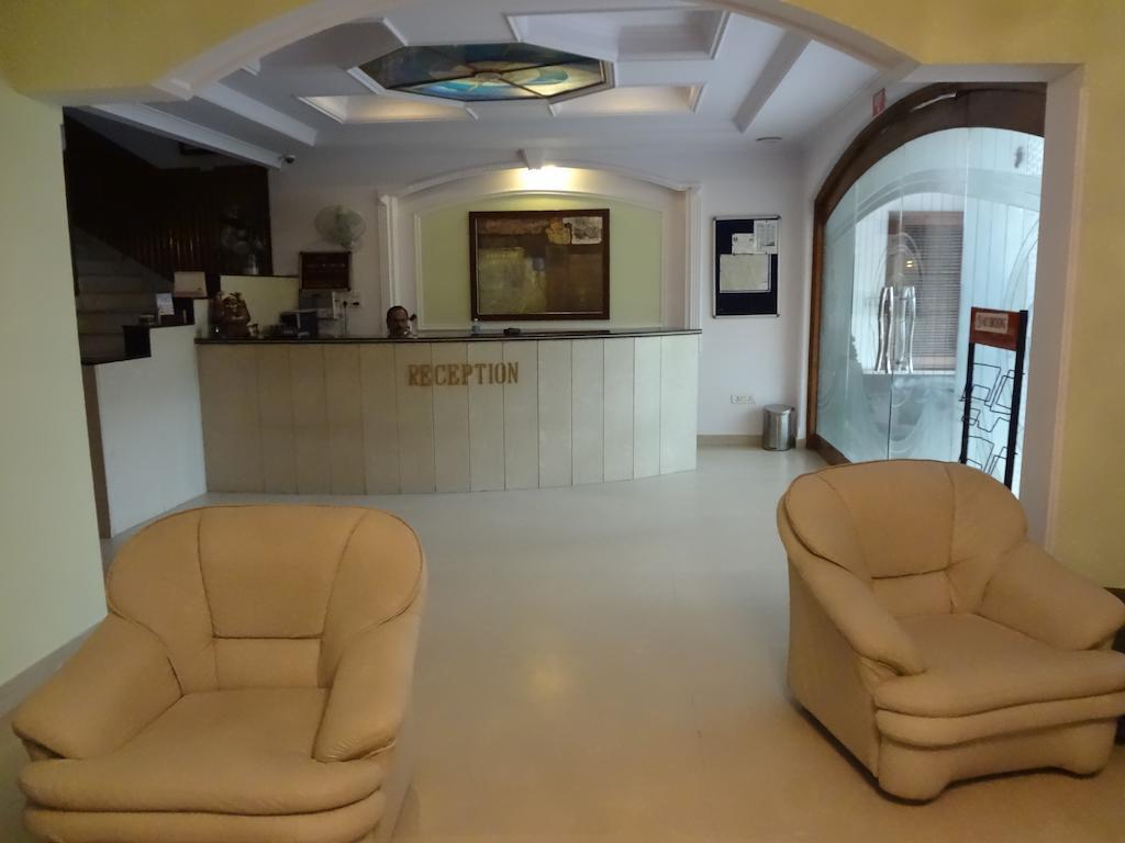 Hotel Pablas International, New Delhi, Near Metro Ngoại thất bức ảnh