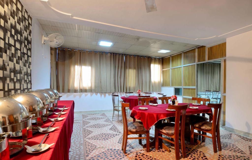 Hotel Pablas International, New Delhi, Near Metro Ngoại thất bức ảnh