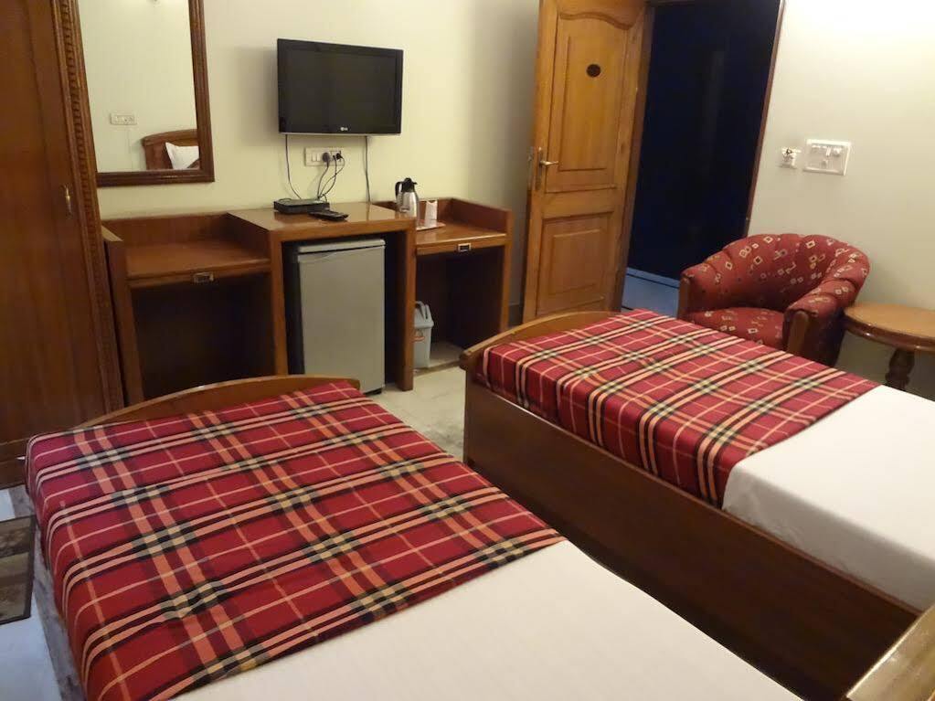 Hotel Pablas International, New Delhi, Near Metro Ngoại thất bức ảnh